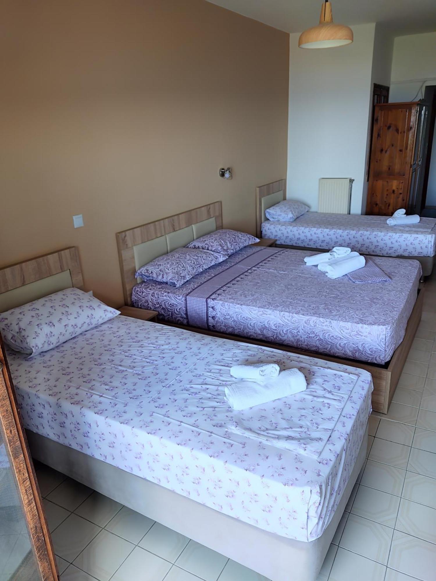 Ferienwohnung House Mistral Néos Marmarás Zimmer foto