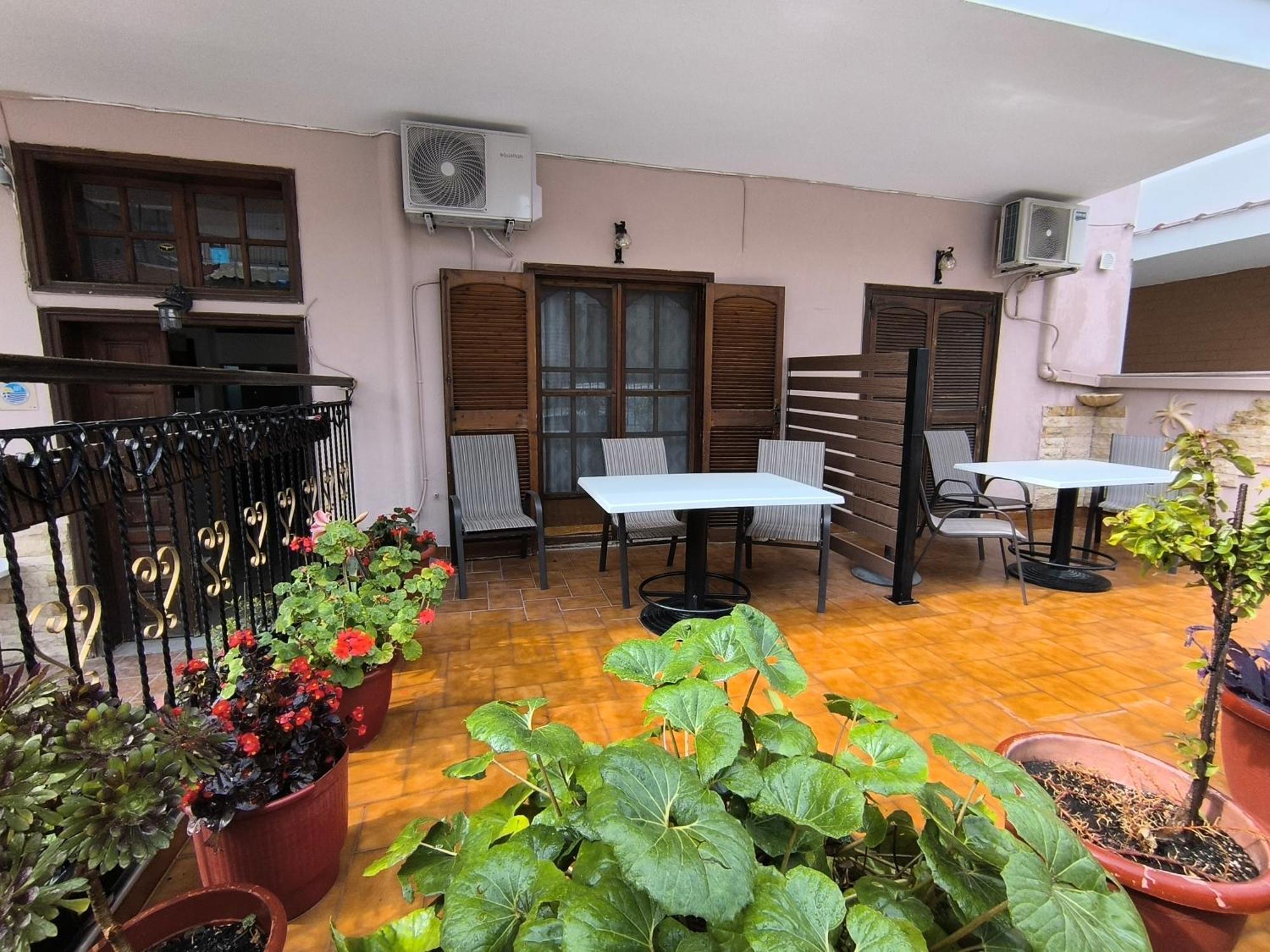 Ferienwohnung House Mistral Néos Marmarás Exterior foto